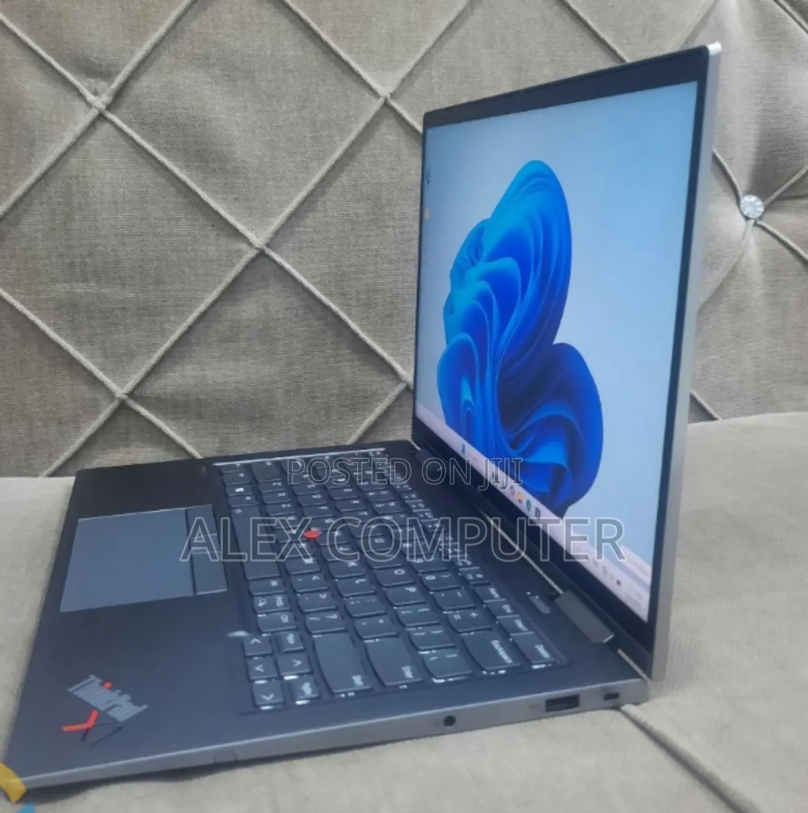 New Laptop Lenovo ThinkPad X1 Yoga 16GB Intel Core i7 SSD 512GB