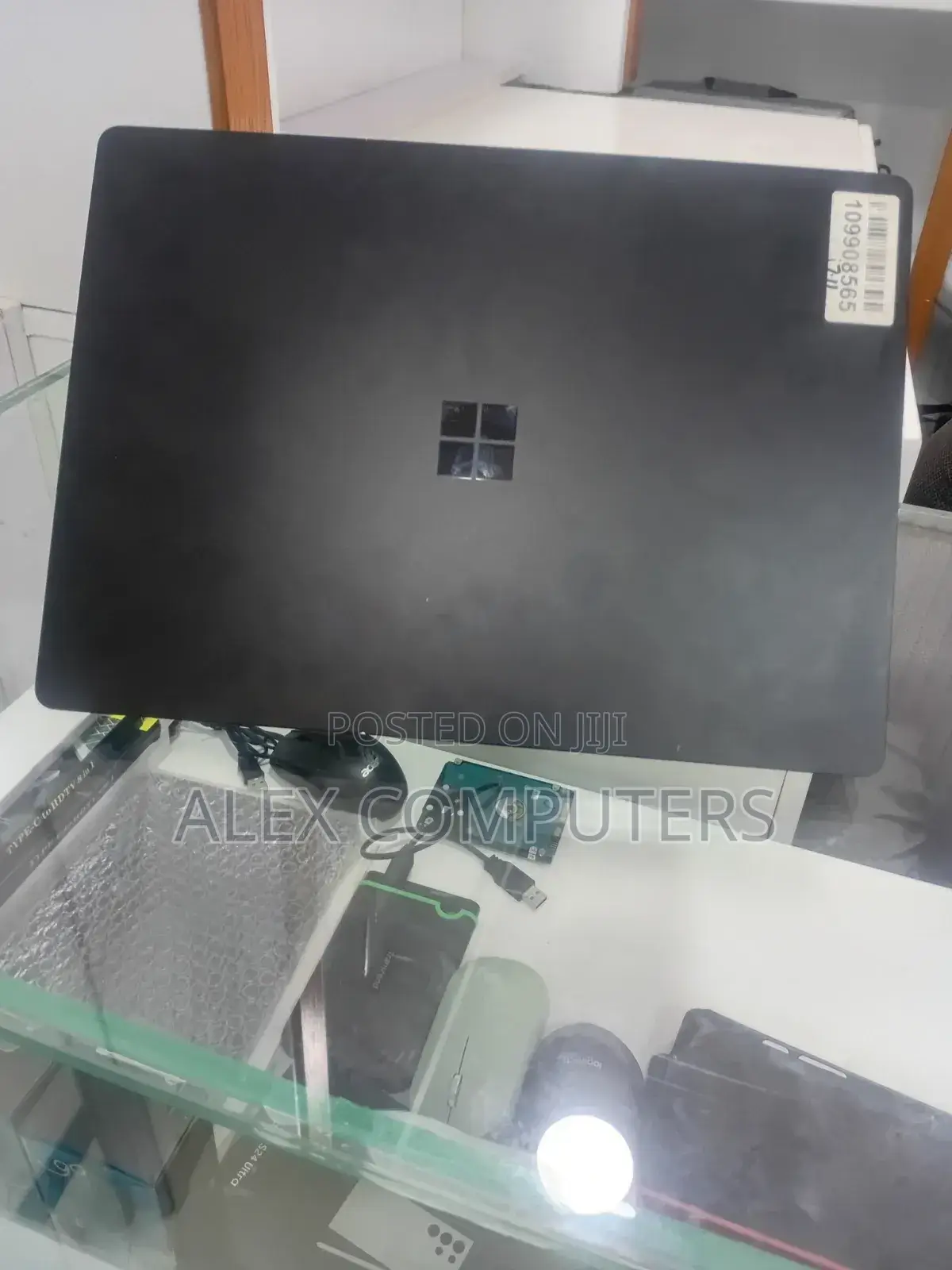 New Laptop Microsoft Surface Laptop 4 16GB Intel Core i7 SSD 512GB