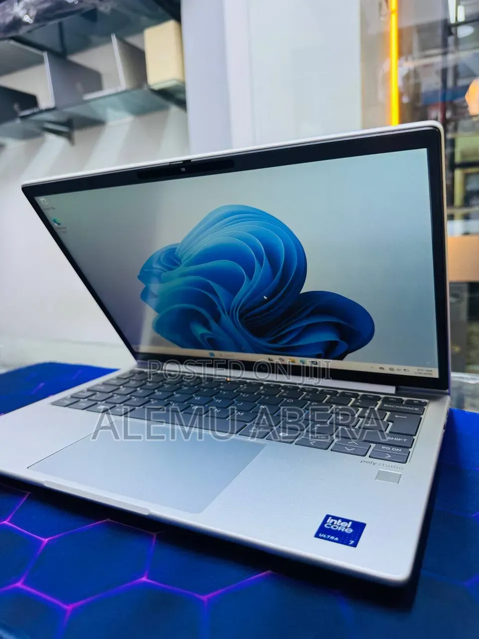 New Laptop HP 16GB Intel Core Ultra 7 SSD 1T