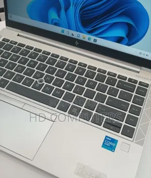 New Laptop HP EliteBook 840 G8 8GB Intel Core i5 SSD 512GB