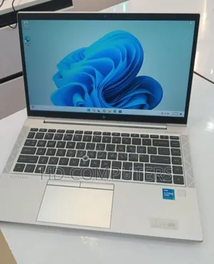 New Laptop HP EliteBook 840 G8 8GB Intel Core i5 SSD 512GB