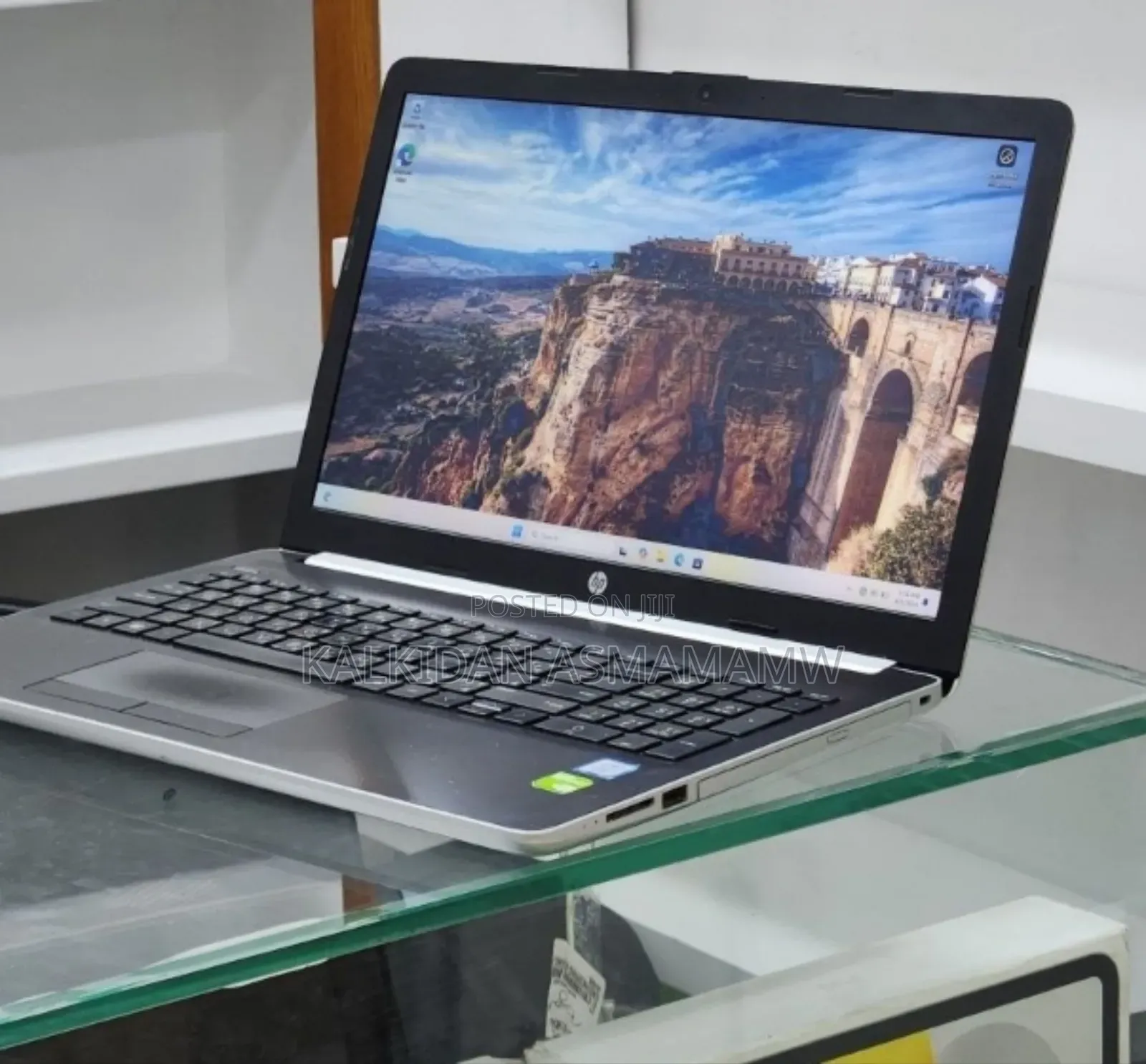 New Laptop HP Stream Notebook 8GB Intel Core i7 SSD 512GB