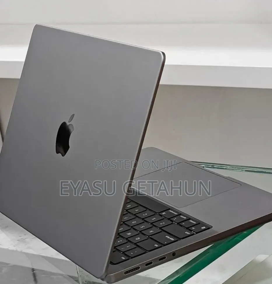 New Apple MacBook Pro 2023 M3 Pro 14-inch 8GB Apple M3 Pro SSD 512GB