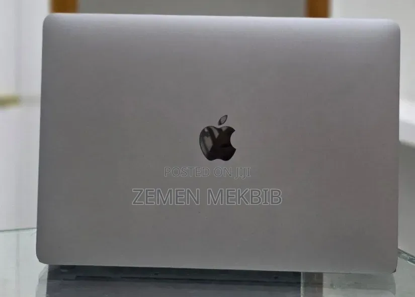New Laptop Apple MacBook Air 2020 M1 8GB Apple M1 SSD 256GB