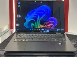 New Laptop HP OmniBook 5 14" 16GB Intel Core Ultra 7 SSD 1T