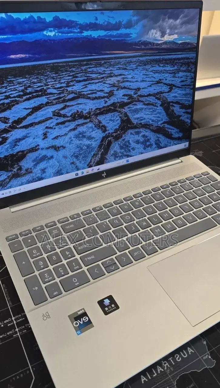 New Laptop HP Pavilion 15 16GB Intel Core i7 SSD 1T