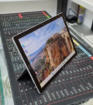 New Laptop Microsoft Surface Pro 7 16GB Intel Core i7 SSD 512GB