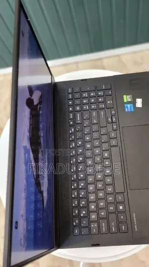 New Laptop HP Omen 16 16GB Intel Core i7 SSD 512GB