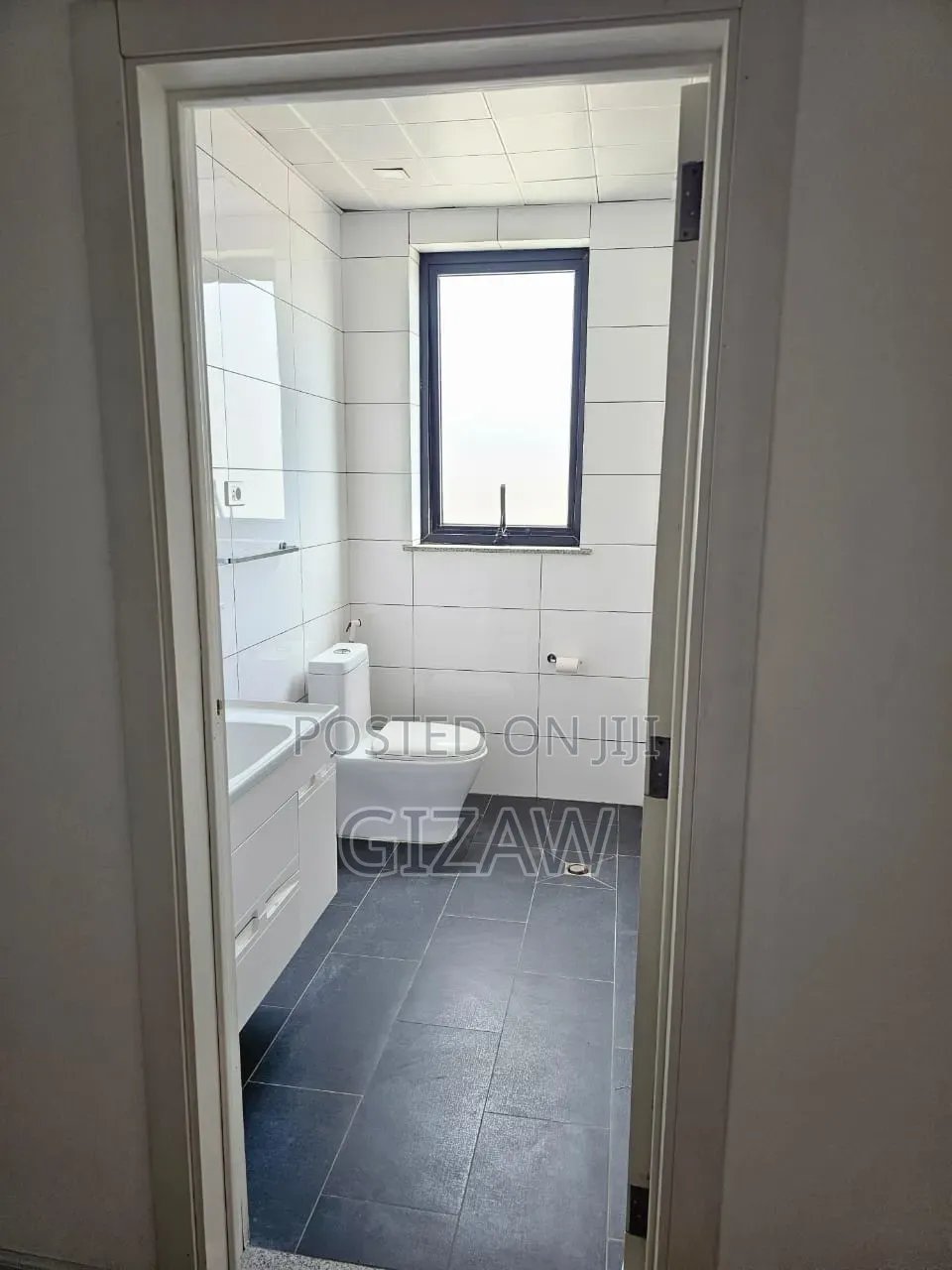 Furnished 3bdrm Apartment in Kirkos for sale