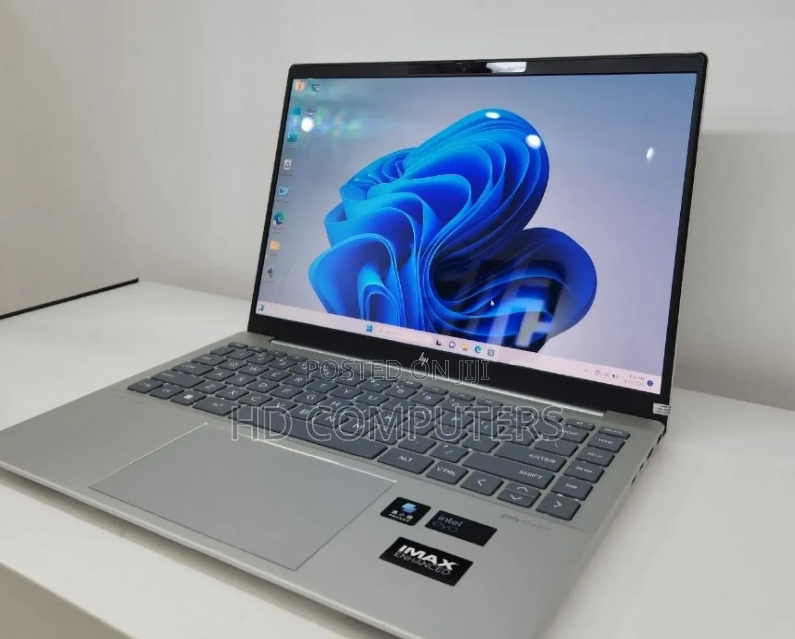 New Laptop HP 16GB Intel Core Ultra 7 SSD 1T