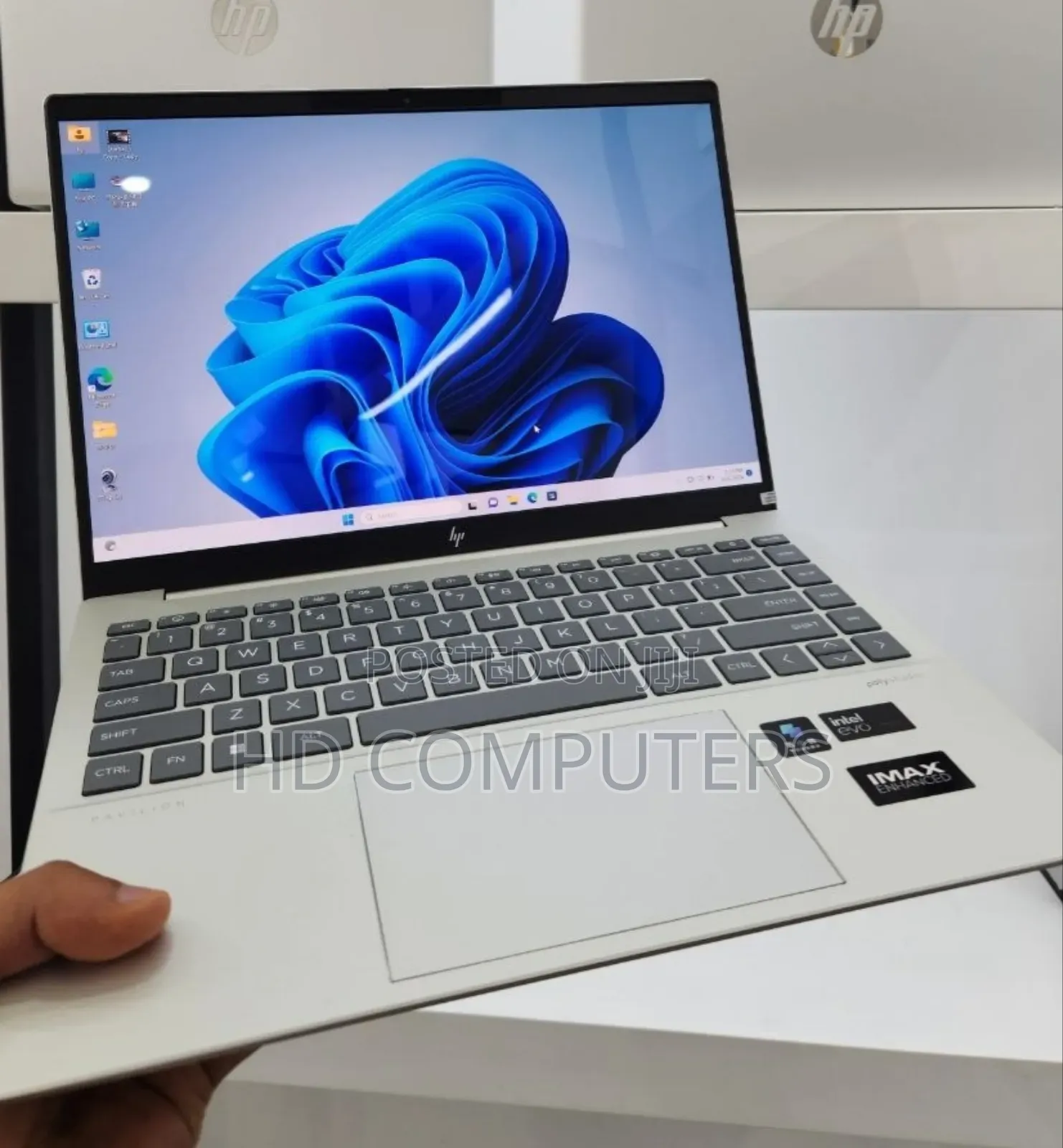 New Laptop HP 16GB Intel Core Ultra 7 SSD 1T