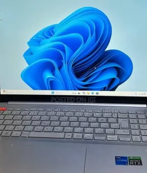 New Laptop Asus VivoBook 15 X505BA 16GB Intel Core i5 SSD 512GB