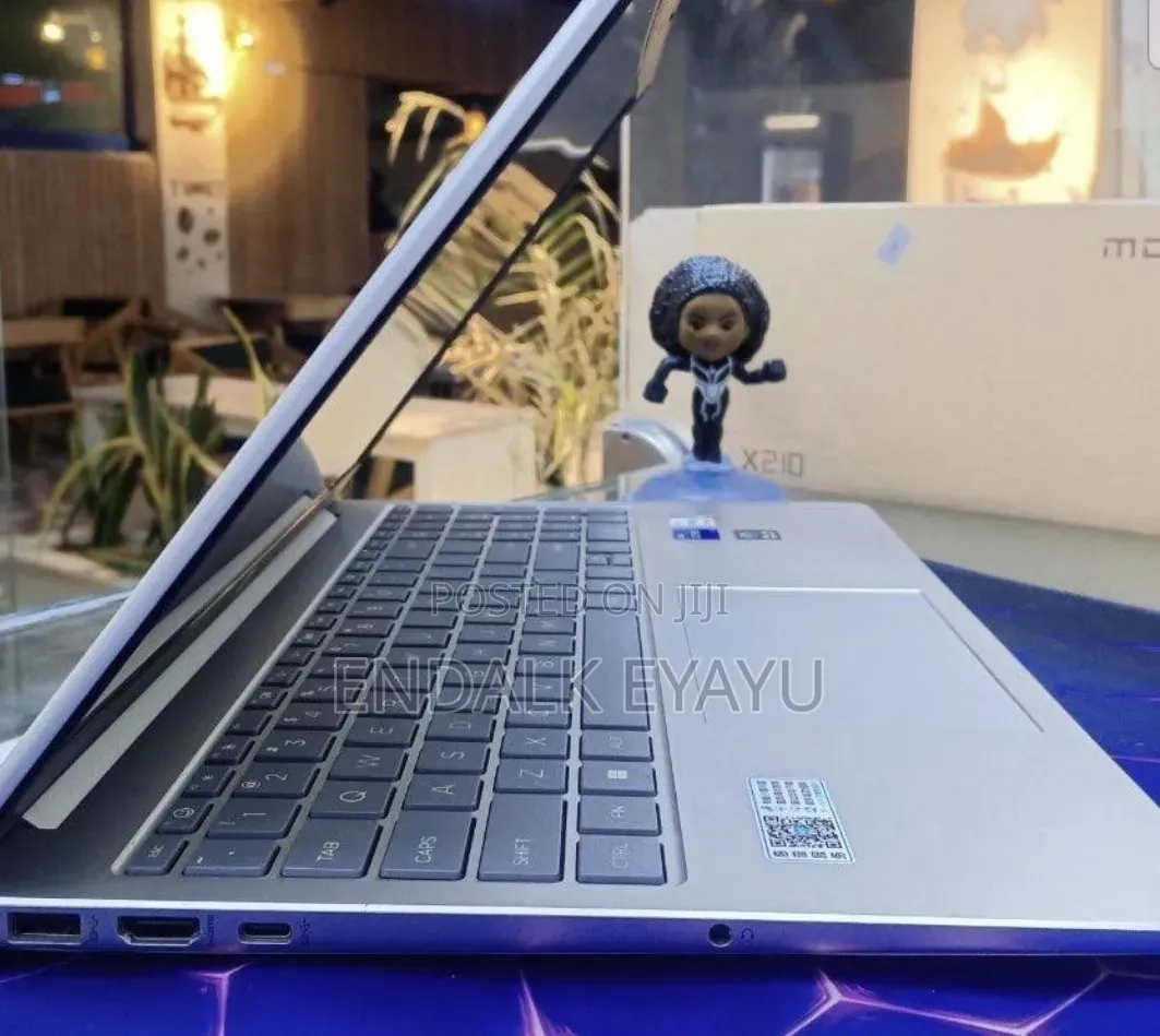 New Laptop HP 16GB Intel Core i7 SSD 1T