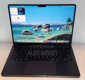 New Laptop Apple MacBook 16GB Apple M5 Pro SSD 1T