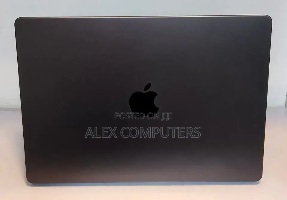 New Laptop Apple MacBook 16GB Apple M5 Pro SSD 1T