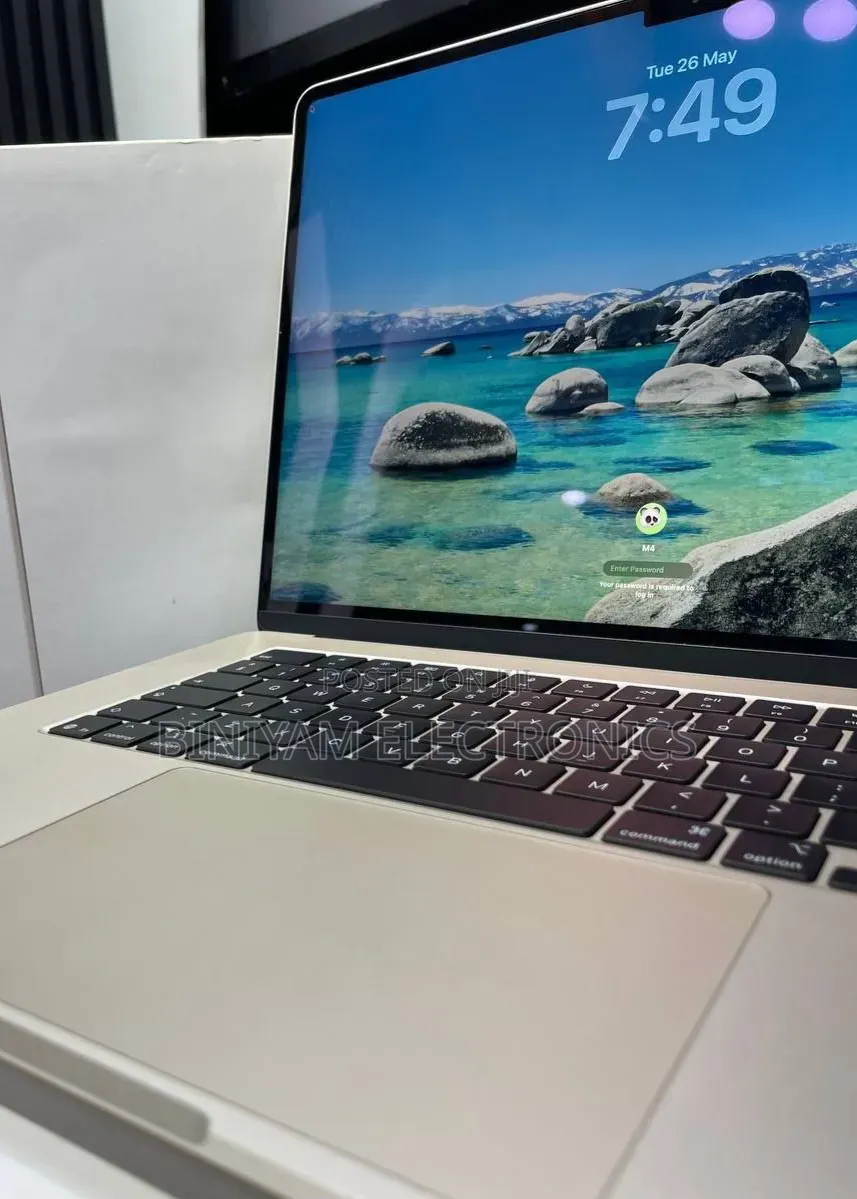 New Laptop Apple MacBook Air 2025 M4 15-inch 16GB Apple M4 SSD 256GB