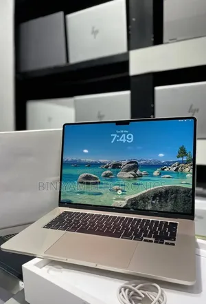New Laptop Apple MacBook Air 2025 M4 15-inch 16GB Apple M4 SSD 256GB
