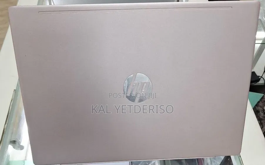 New Laptop HP Pavilion 10 8GB Intel Core i5 SSD 512GB