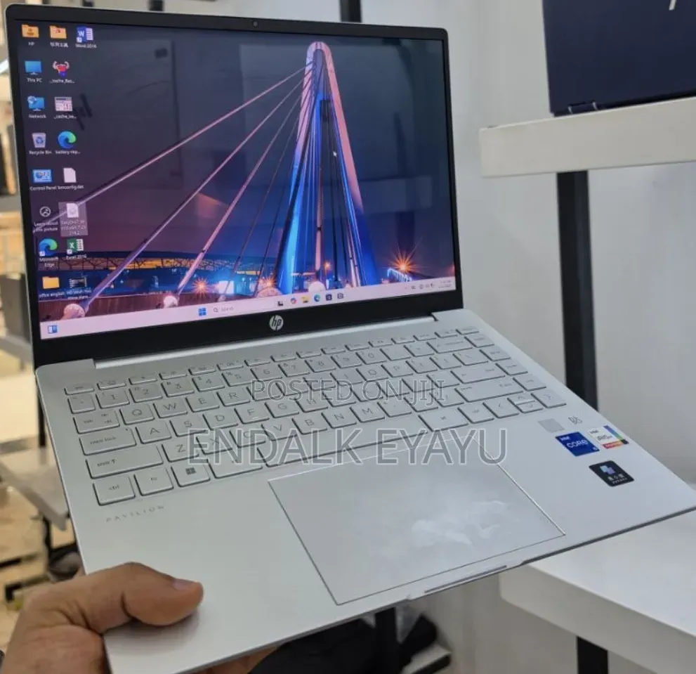 New Laptop HP 16GB Intel Core i5 SSD 512GB