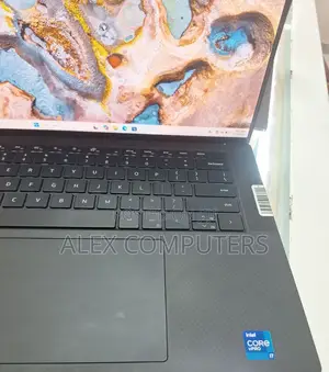 New Laptop Dell Precision 5560 16GB Intel Core i7 SSD 512GB