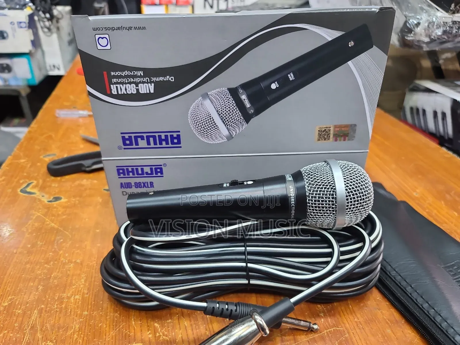 Ahuja Wired Mic