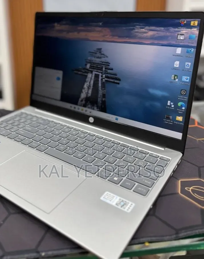 New Laptop HP Stream Notebook 16GB Intel Core i5 SSD 1T