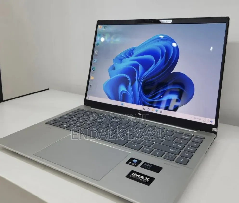 New Laptop HP 32GB Intel Core Ultra 7 SSD 1T
