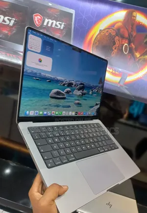 New Laptop Apple MacBook Pro 2021 M1 16GB Apple M1 Pro SSD 512GB