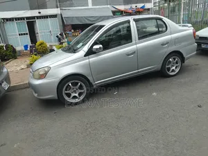 Toyota Platz 2005 Silver