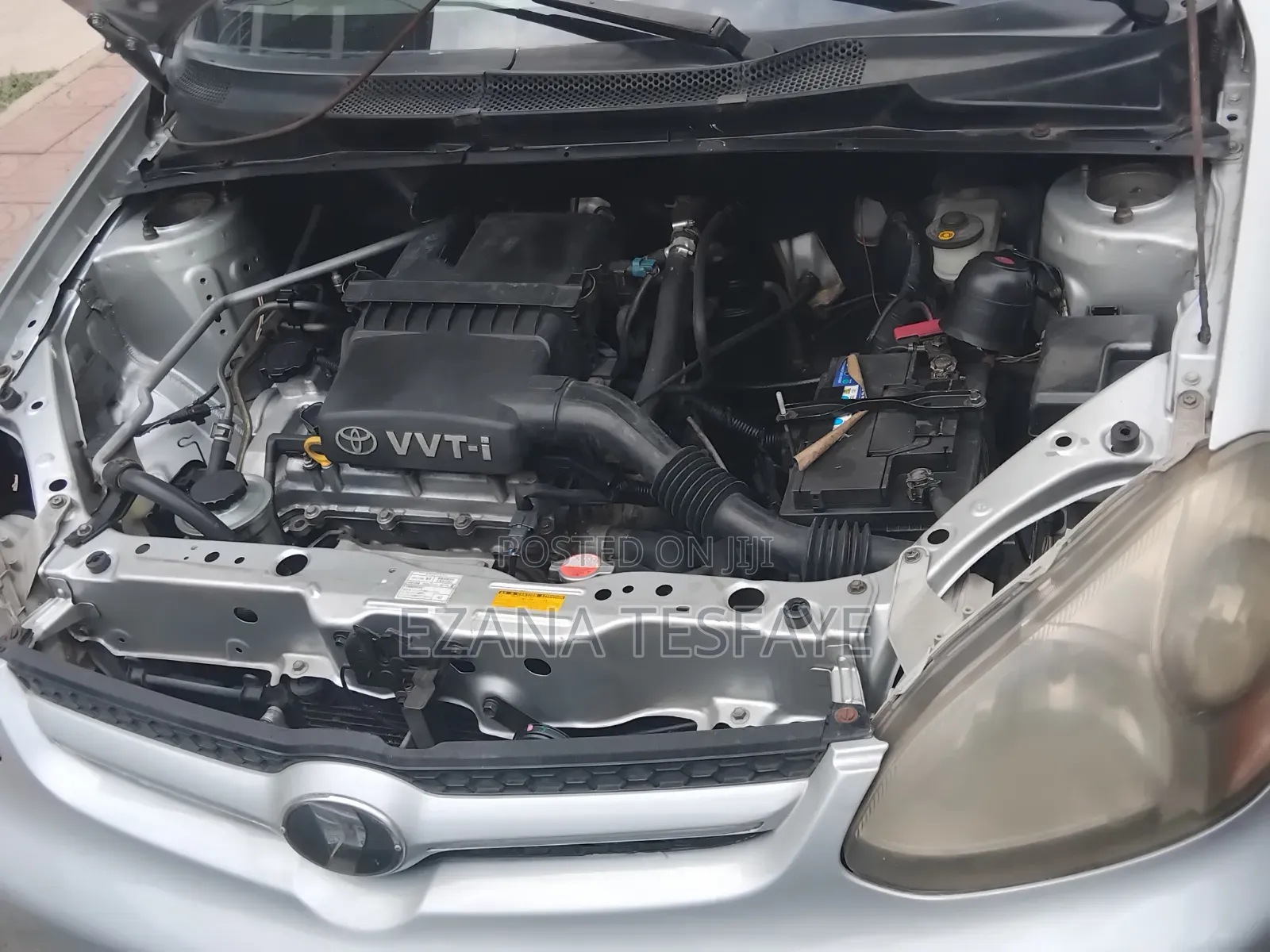 Toyota Platz 2005 Silver