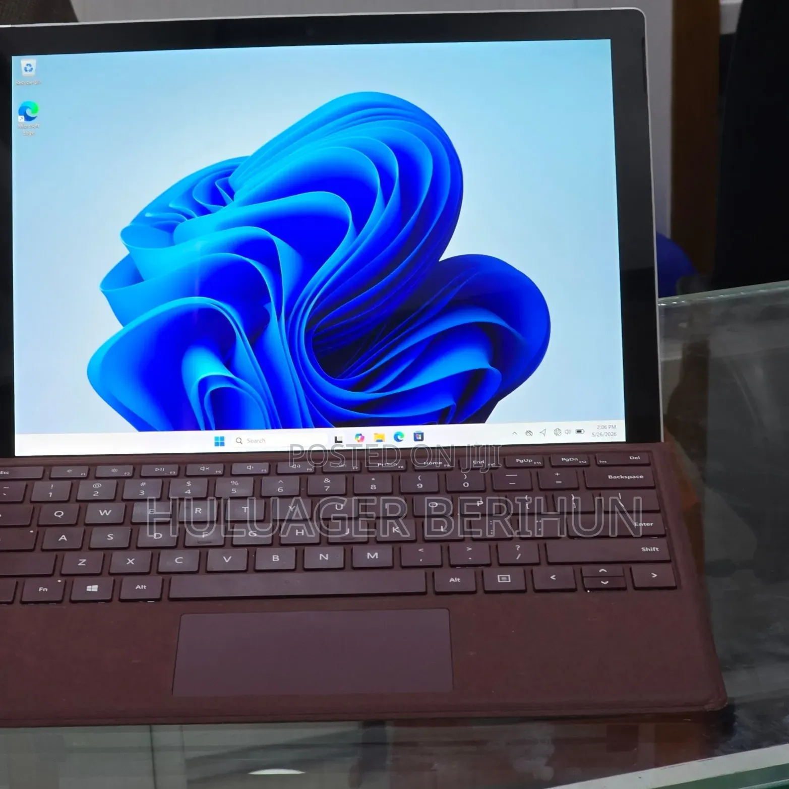 New Laptop Microsoft Surface Pro 6 8GB Intel Core i5 SSD 128GB