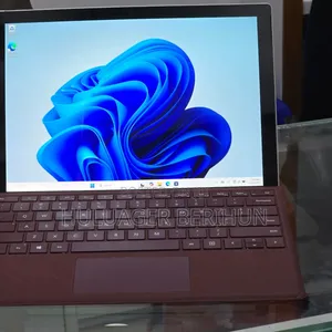 New Laptop Microsoft Surface Pro 6 8GB Intel Core i5 SSD 128GB