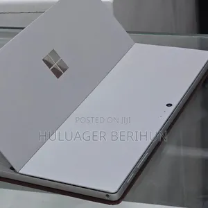 New Laptop Microsoft Surface Pro 6 8GB Intel Core i5 SSD 128GB