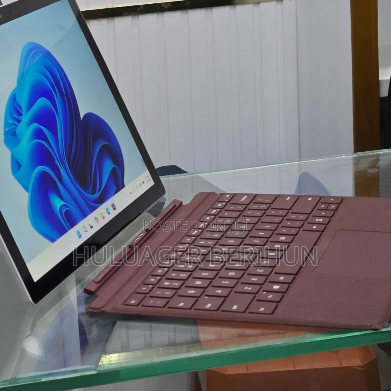 New Laptop Microsoft Surface Pro 6 8GB Intel Core i5 SSD 128GB