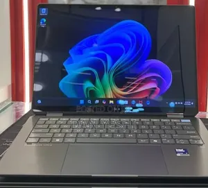 New Laptop HP OmniBook Ultra Flip 14" 16GB Intel Core i7 SSD 1T