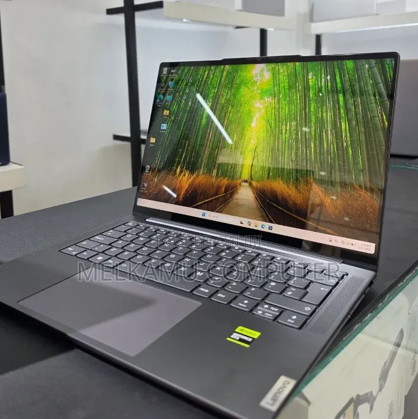 New Laptop Lenovo Yoga 7 15ITL5 32GB AMD Ryzen 7 SSD 512GB