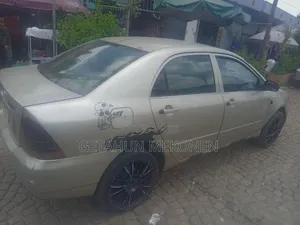 Toyota Corolla 2003 Gold