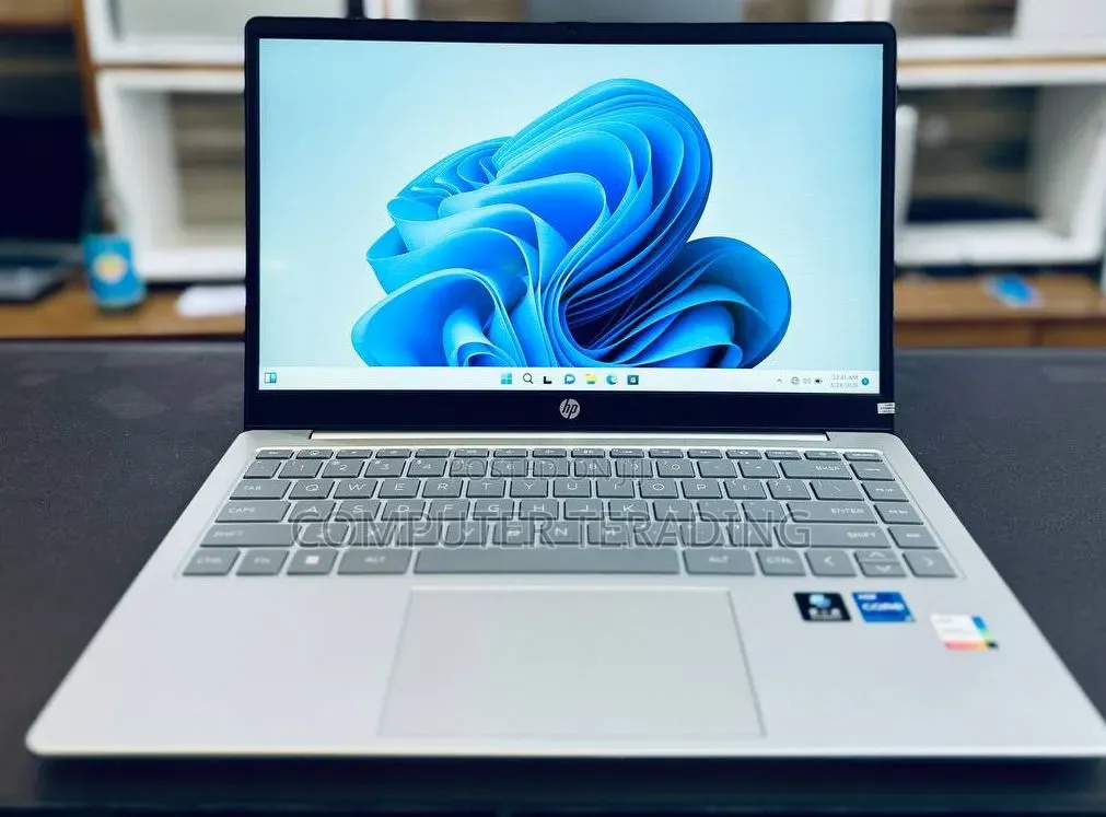 New Laptop HP Stream Notebook 16GB Intel Core i7 SSD 1T