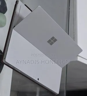 New Laptop Microsoft Surface 16GB Intel Core i7 SSD 128GB