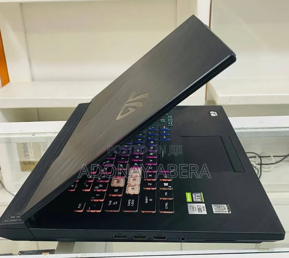 New Laptop Asus 16GB Intel Core i7 SSD 512GB