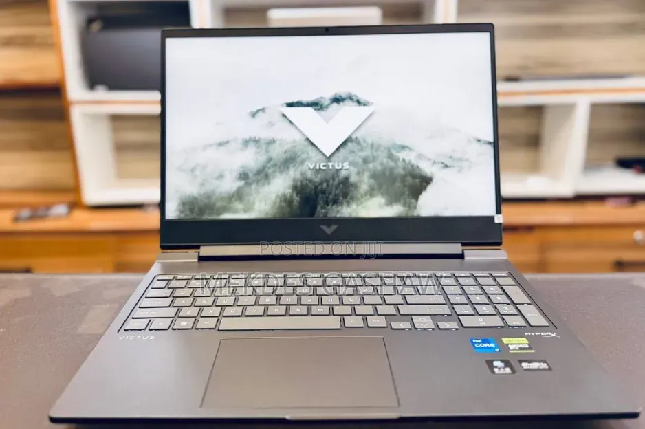 New Laptop HP Victus 16 16GB Intel Core i7 SSD 1T