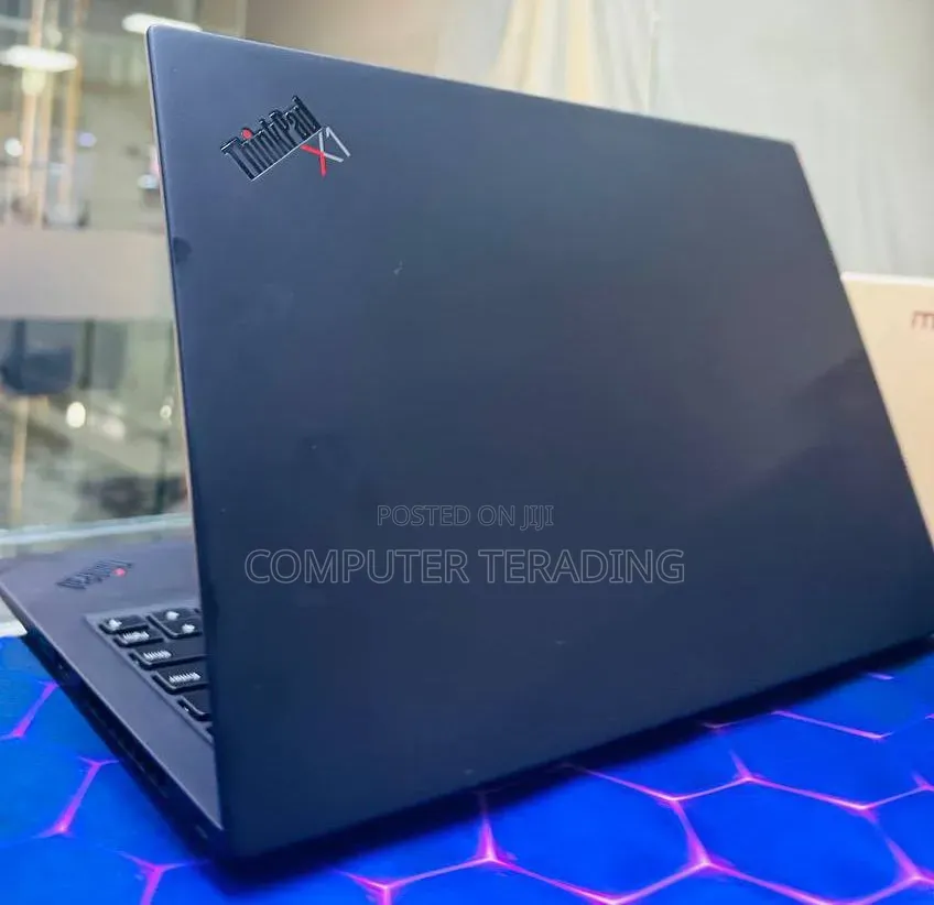 New Laptop Lenovo ThinkPad X1 Carbon 16GB Intel Core i7 SSD 512GB