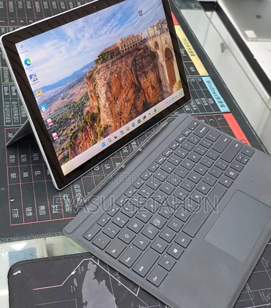 New Laptop Microsoft Surface Pro 7 16GB Intel Core i7 SSD 512GB