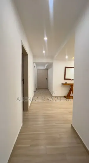 Furnished 3bdrm Apartment in ካሳንችስ, Arada for sale