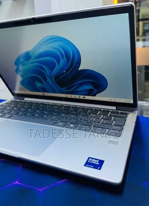 New Laptop HP 16GB Intel Core Ultra 7 SSD 1T