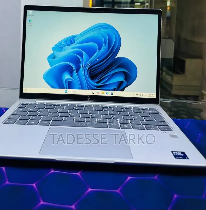 New Laptop HP 16GB Intel Core Ultra 7 SSD 1T