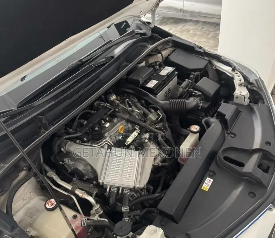 Toyota Corolla 2022 White