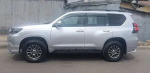 Toyota Land Cruiser 2014 Silver