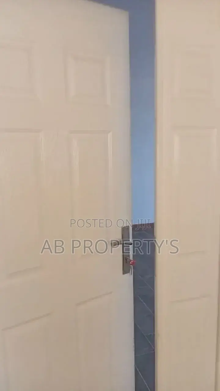 Furnished 2bdrm Apartment in ቡልጋሪያ, Kirkos for sale