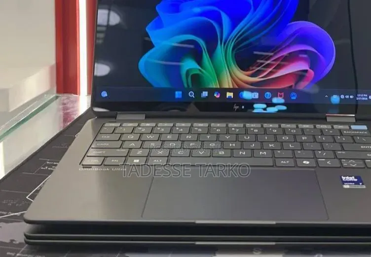 New Laptop HP OmniBook Ultra Flip 14" 16GB Intel Core Ultra 7 SSD 1T